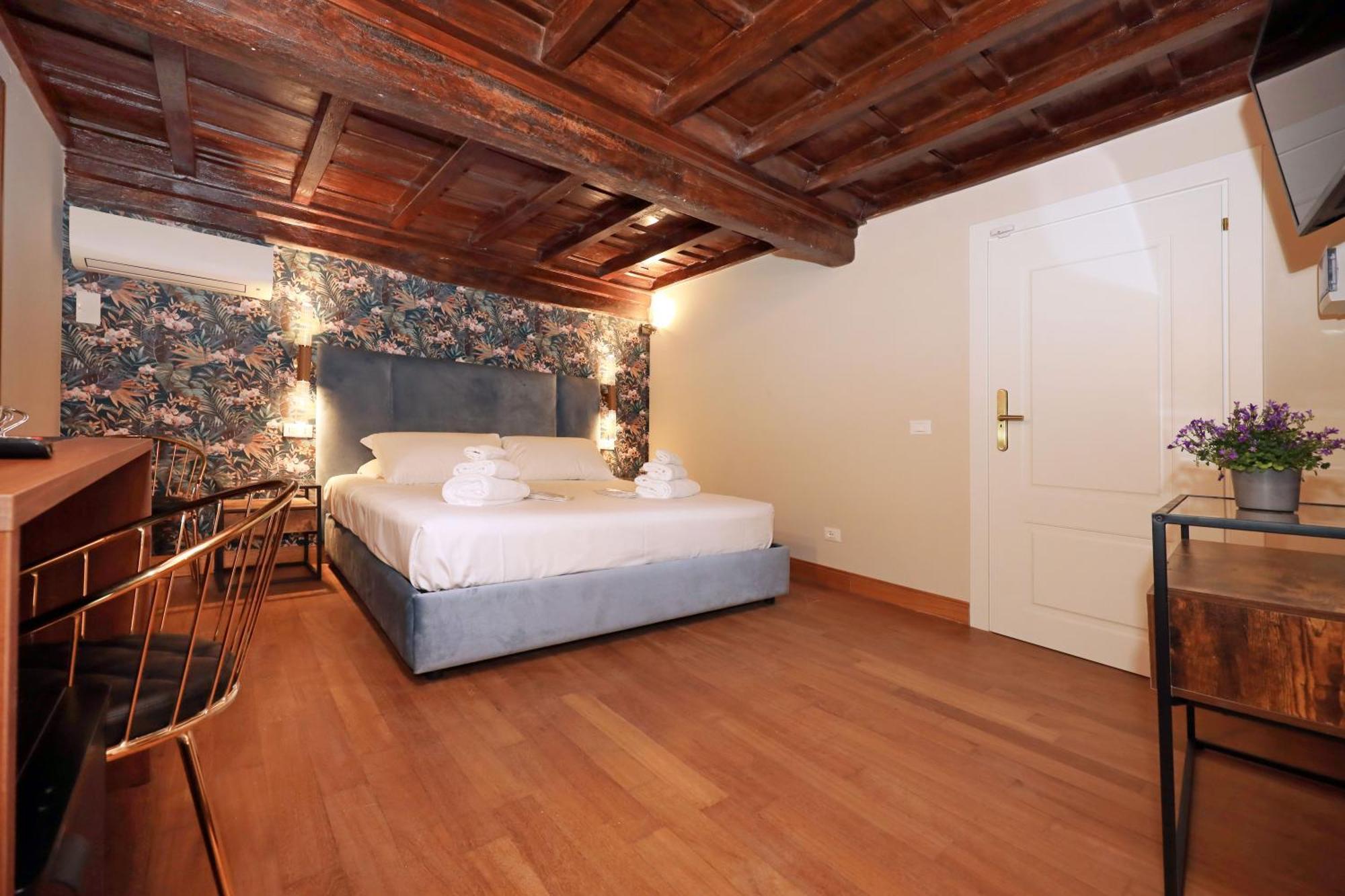 Golden Pantheon Rooms Рим Экстерьер фото