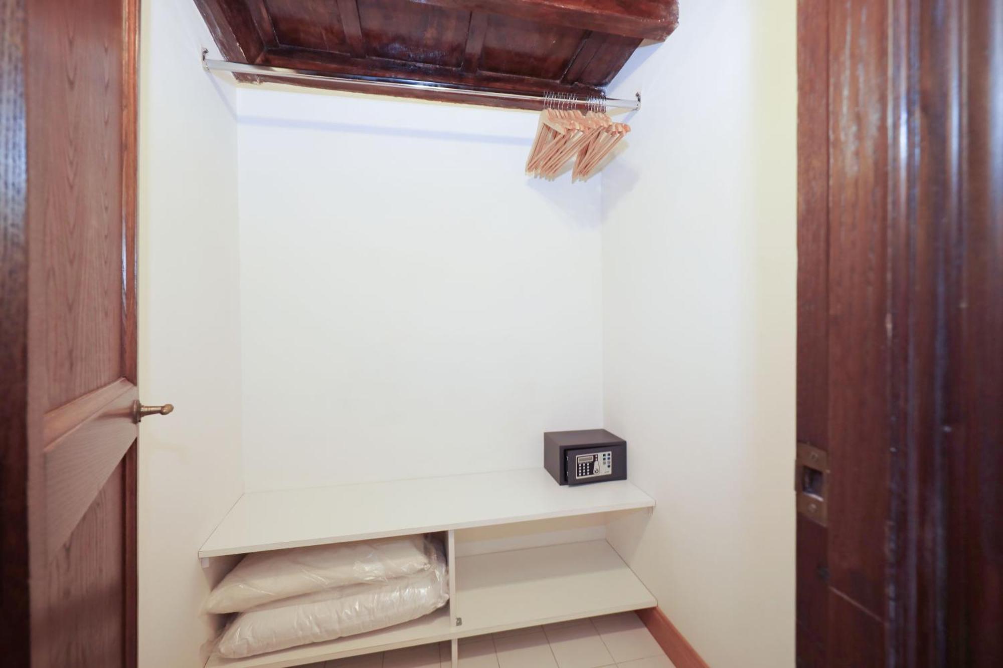 Golden Pantheon Rooms Рим Экстерьер фото