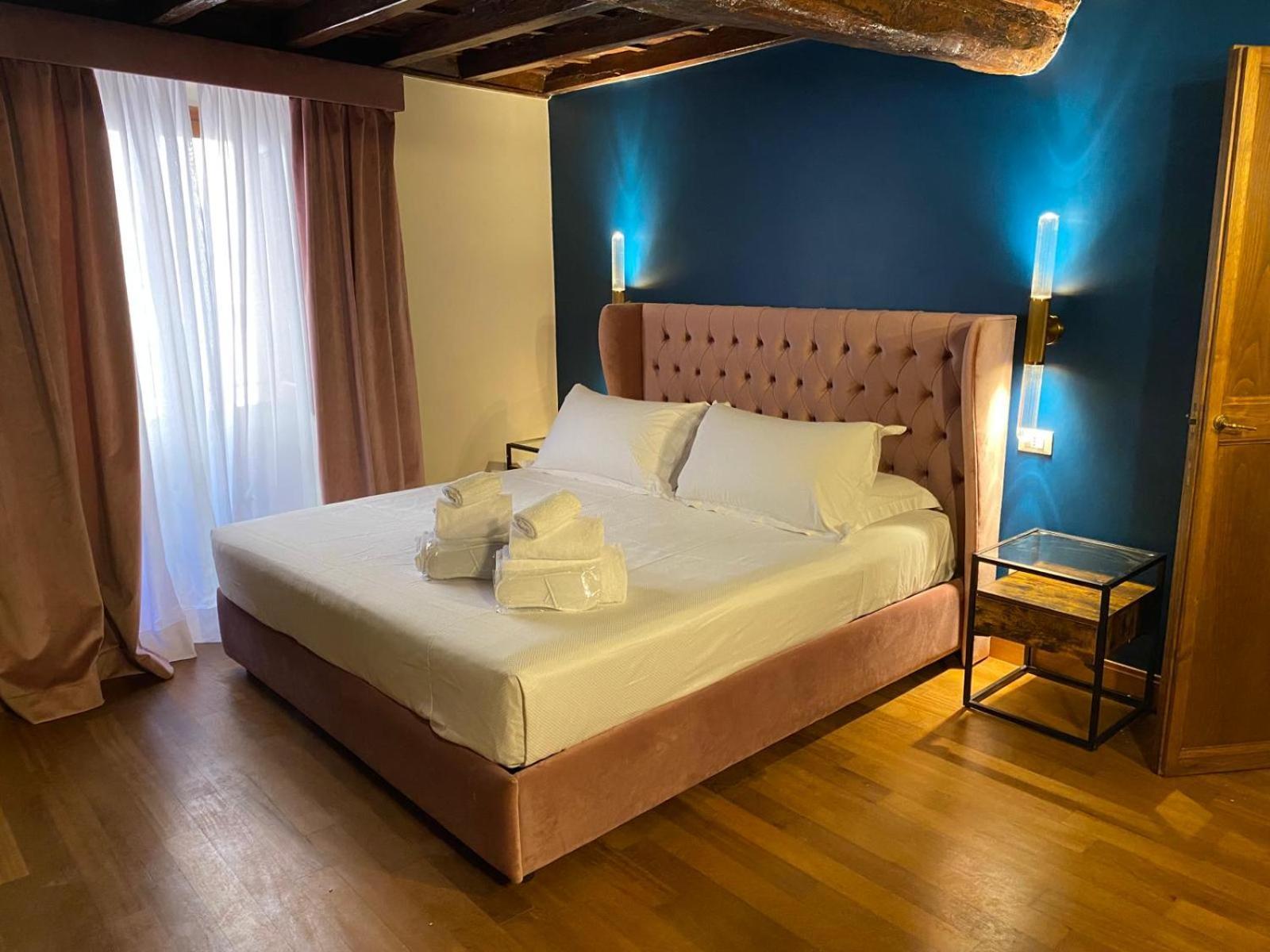 Golden Pantheon Rooms Рим Экстерьер фото
